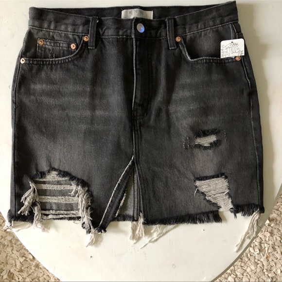 Free People Distressed mini skirt black denim.                         sz 27 ✨ - Picture 5 of 5